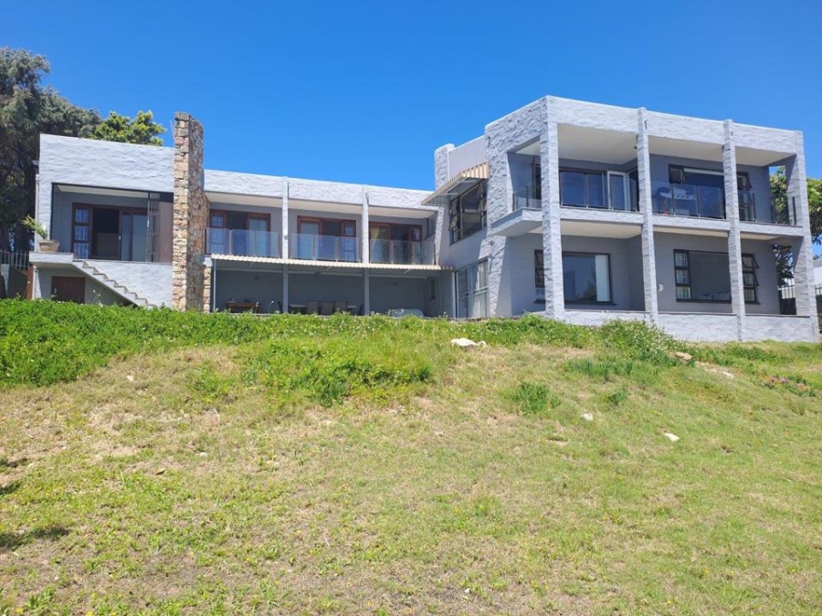 4 Bedroom Property for Sale in Linkside Western Cape